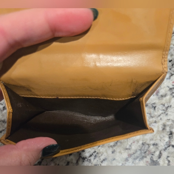 Gucci Jackie Bifold Brown Wallet With Gold Hardware - Picture 11 of 14